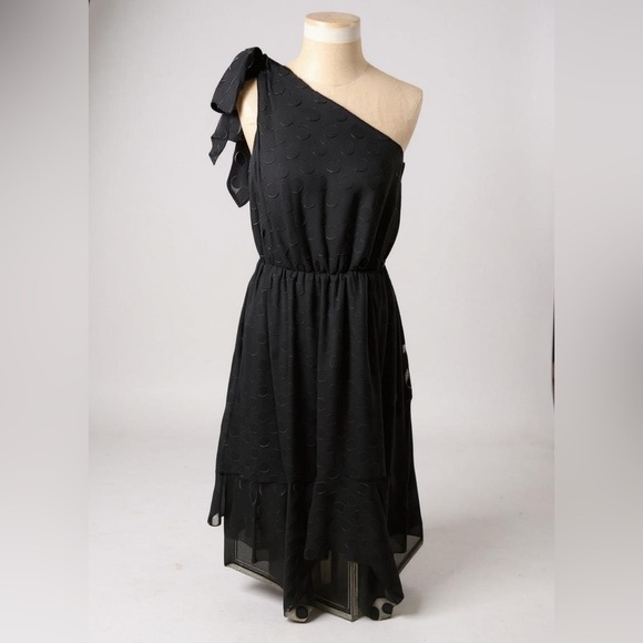 ML Monique Lhuillier Dress Black Metallic Burnout Dot size 16 Handkerchief Hem - Picture 2 of 15